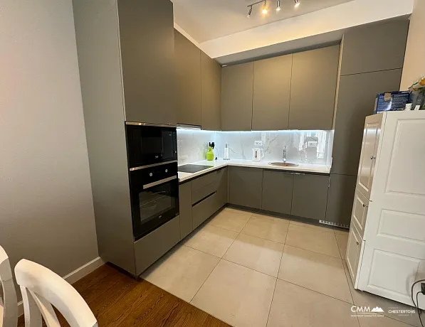 Bar'da iki yatak odalı daire, 96 m²